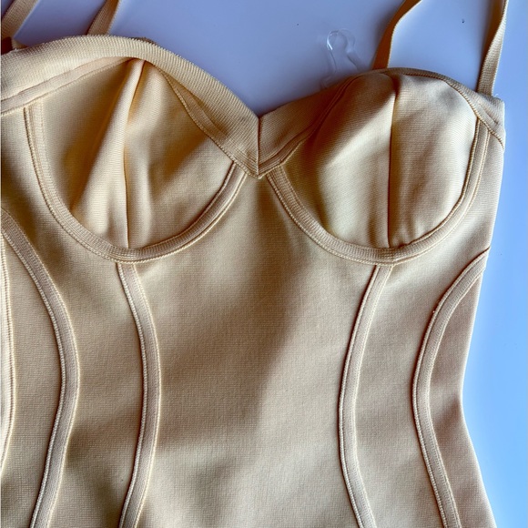 Nicolette Bustier yellow dress - Picture 3 of 6